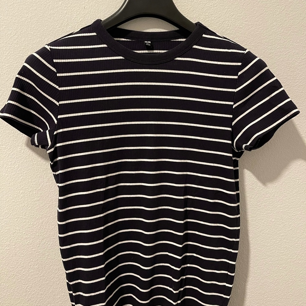 Uniqlo Fitted Striped Top
